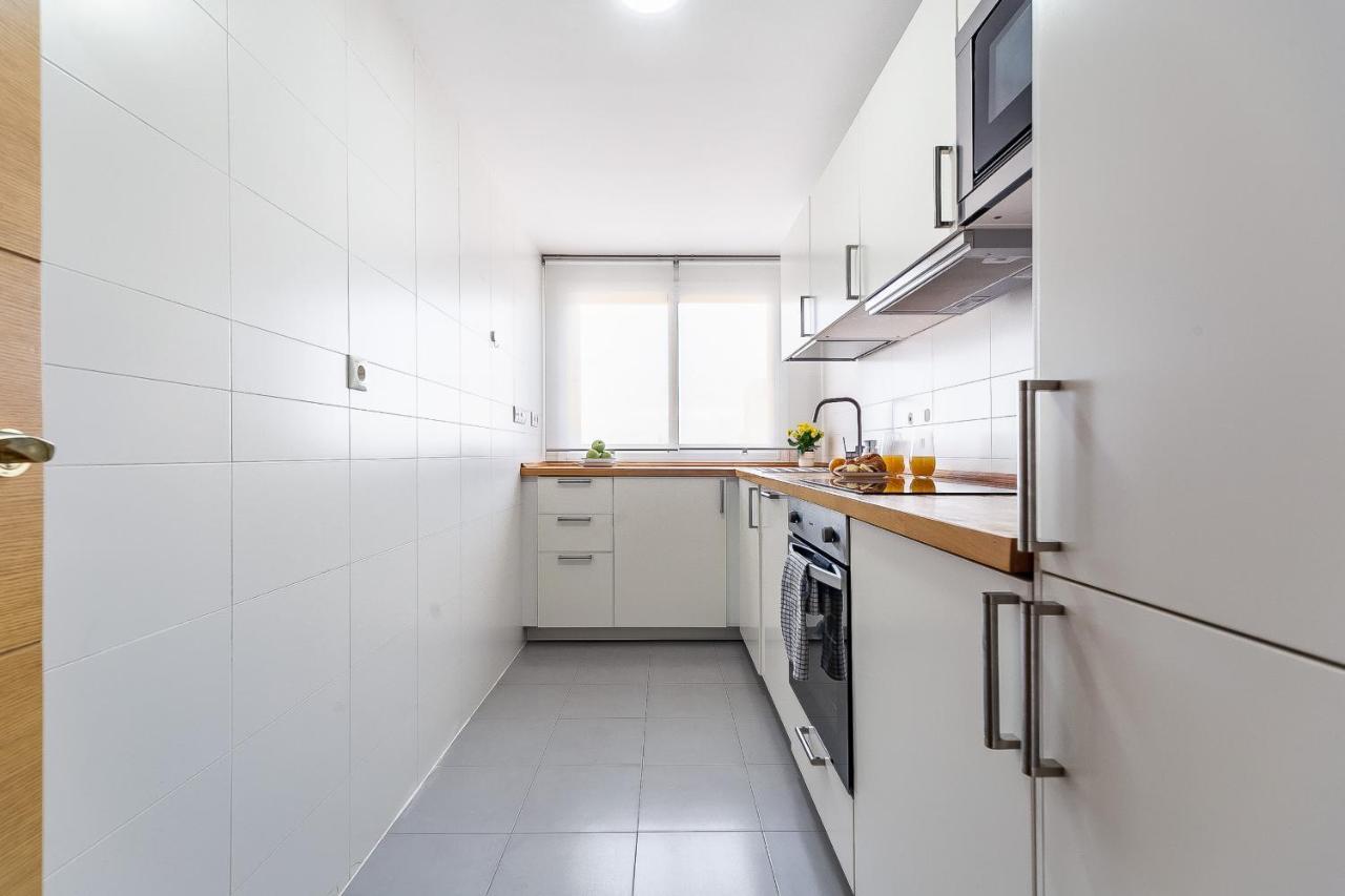 Modern Beach Apartment Valparaiso With Parking Malaga Zewnętrze zdjęcie
